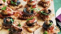 Bruschetta with mushrooms & crisp ham Bruschetta with mushrooms & crisp ham