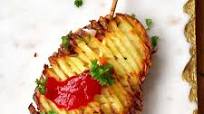 Crispy Accordion Potatoes On A Stick (Potato Skewers) Crispy Accordion Potatoes On A Stick (Potato Skewers)