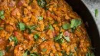 Red Lentils and Spinach in Masala Sauce Red Lentils and Spinach in Masala Sauce