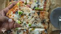 The Best Chicken Crust Low-Carb Pizza The Best Chicken Crust Low-Carb Pizza
