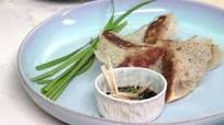 Pan-Fried Dumplings with Crispy Lattice Pan-Fried Dumplings with Crispy Lattice