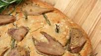 Focaccia au thon et au romarin sans gluten Focaccia au thon et au romarin sans gluten