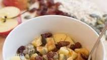 Barley Flakes and Apple Porridge Barley Flakes and Apple Porridge