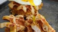 Chicken and Waffle Sliders Chicken and Waffle Sliders