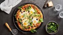 Hand-Tossed Pizza with Eggs Hand-Tossed Pizza with Eggs