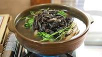 Pozole negro de frijoles y huitlacoche. Receta fácil Pozole negro de frijoles y huitlacoche. Receta fácil