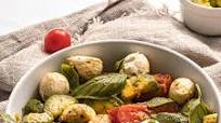 Mediterranean Diet Caprese Salad Mediterranean Diet Caprese Salad