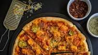 Paneer Tikka Masala Pizza Paneer Tikka Masala Pizza