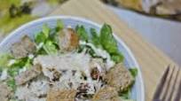 Healthy Chicken Caesar Salad Healthy Chicken Caesar Salad