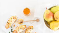 Pear & Brie Crostini Pear & Brie Crostini