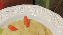 WHITE BEAN AND ARTICHOKE HUMMUS WHITE BEAN AND ARTICHOKE HUMMUS