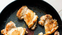 Delicious and Easy Pan Fried Chicken Thighs Delicious and Easy Pan Fried Chicken Thighs
