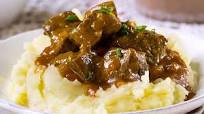 Slow Cooker Beef Cheeks: an easy recipe for mouthwateringly tender beef Slow Cooker Beef Cheeks: an easy recipe for mouthwateringly tender beef
