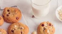 Chocolate Chip Macadamia Nut Cookies Chocolate Chip Macadamia Nut Cookies