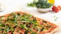 Pizza na mąkach pełnoziarnistych Pizza na mąkach pełnoziarnistych