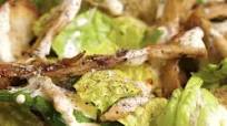VEGAN CHICKEN CAESAR SALAD VEGAN CHICKEN CAESAR SALAD