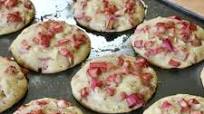 Healthy Rhubarb Oatmeal Muffins Healthy Rhubarb Oatmeal Muffins