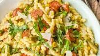 Easy Parmesan Pasta with Chicken Sausage and Green Beans Easy Parmesan Pasta with Chicken Sausage and Green Beans