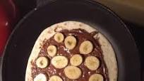 Banana-Nutella® Tortilla Pizza Banana-Nutella® Tortilla Pizza