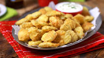 Hooters Copycat Recipe: Fried Pickles Hooters Copycat Recipe: Fried Pickles