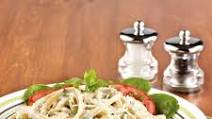 Spinach Fettuccine Alfredo Spinach Fettuccine Alfredo