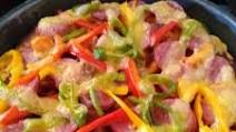 Pepperoncini,bell pepper,easy peel sausage in boboli pizza crust Pepperoncini,bell pepper,easy peel sausage in boboli pizza crust