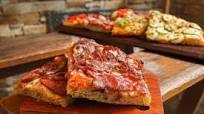 Focaccia de calabresa Focaccia de calabresa