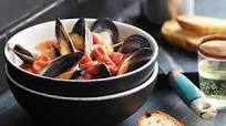 Pugliese mussel soup with garlic bruschetta (zuppa di cozze piccante) Pugliese mussel soup with garlic bruschetta (zuppa di cozze piccante)