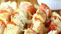 Pepperoni Pizza Pull-Apart Bread Pepperoni Pizza Pull-Apart Bread