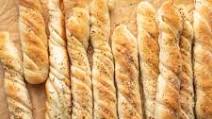 The Best Homemade Breadsticks (in 1 Hour!) The Best Homemade Breadsticks (in 1 Hour!)