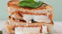 Margherita Pizza Grilled Cheese Margherita Pizza Grilled Cheese