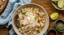 Pozole de Pollo: Chicken Pozole Pozole de Pollo: Chicken Pozole