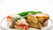 Bruschetta Chicken with Roasted Potatoes and Green Beans easy prep & pan included Bruschetta Chicken with Roasted Potatoes and Green Beans easy prep & pan included