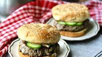 Greek-style Lamb Burgers with Tzatziki Sauce Greek-style Lamb Burgers with Tzatziki Sauce