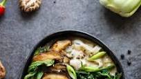 Vegan Ramen with Pan-Seared Tofu and Vegetables Vegan Ramen with Pan-Seared Tofu and Vegetables