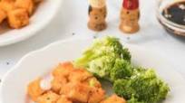 Air Fryer Crispy Tofu (Gluten-Free) Air Fryer Crispy Tofu (Gluten-Free)