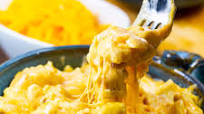 Slow Cooker Ultra Creamy Mac and Cheese Slow Cooker Ultra Creamy Mac and Cheese