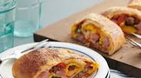 Ham and Sausage Breakfast Stromboli with Roasted Peppers and Spinach Ham and Sausage Breakfast Stromboli with Roasted Peppers and Spinach
