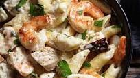 One-Pot Creamy Chicken and Shrimp Pasta Alfredo One-Pot Creamy Chicken and Shrimp Pasta Alfredo