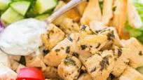 Chicken Gyro Salad with Tzatziki Sauce Chicken Gyro Salad with Tzatziki Sauce