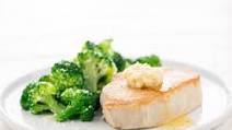 Honey Butter Pork Chop with Parmesan Broccoli stovetop cooking Honey Butter Pork Chop with Parmesan Broccoli stovetop cooking