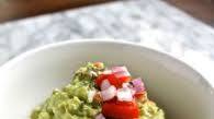 Roasted Garlic and Jalapeño Guacamole Roasted Garlic and Jalapeño Guacamole