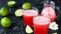 Fresh Strawberry, Apple & Lime Juice Fresh Strawberry, Apple & Lime Juice