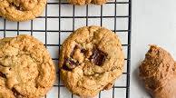 Biscoff and Dark Chocolate Chip Cookies Biscoff and Dark Chocolate Chip Cookies