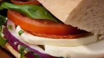 Mozzarella-pepperonipatonki Mozzarella-pepperonipatonki