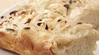 Focaccia con cebolla Focaccia con cebolla