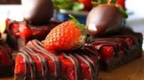 Chocolate Covered Strawberry Bars Chocolate Covered Strawberry Bars