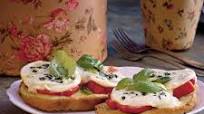 Tomato, Mozzarella & Herb Bruschetta Tomato, Mozzarella & Herb Bruschetta