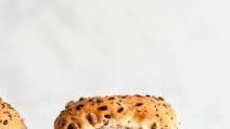 Incredible Slow Cooker Pulled Chicken Sandwiches Incredible Slow Cooker Pulled Chicken Sandwiches