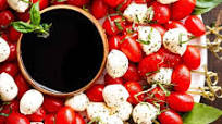 Caprese Christmas Wreath Caprese Christmas Wreath